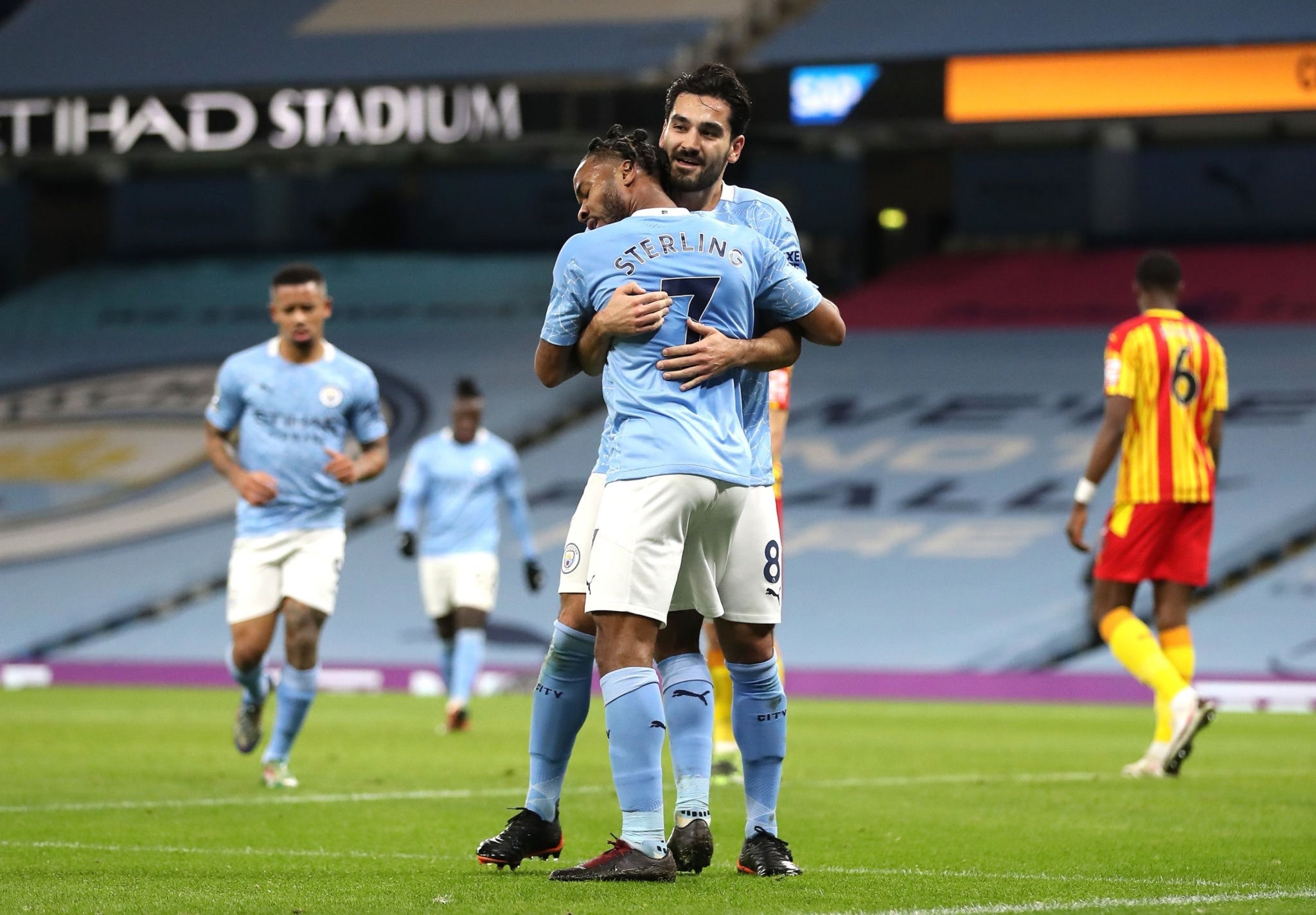 制定策略的 制定策略的